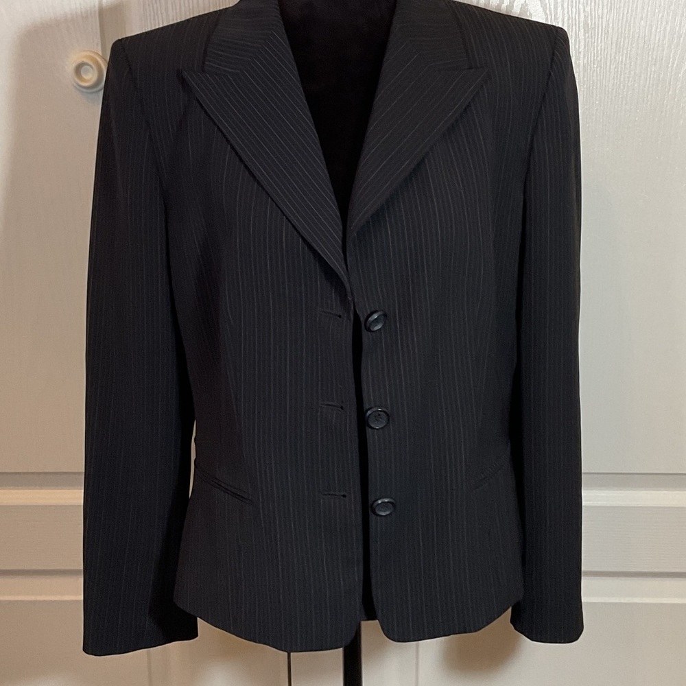 Kasper Black Pinstripe Blazer - Picture 9 of 9